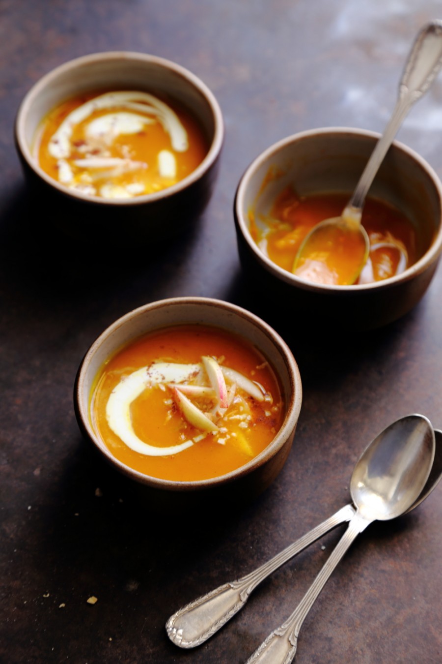 Soupe de potimarron à la pomme-cannelle | Annelysecuisine.fr, le site d